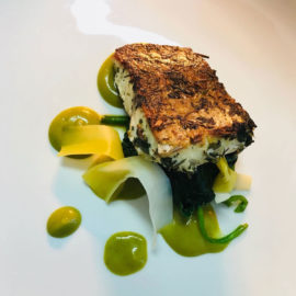 Filetto di merluzzo, porri ed erbe aromatiche